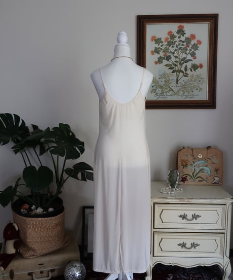 Creamy white lingerie dress 🐮🤍