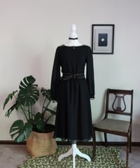 Chiffon gold piping mid dress 🌟UNION LABEL
