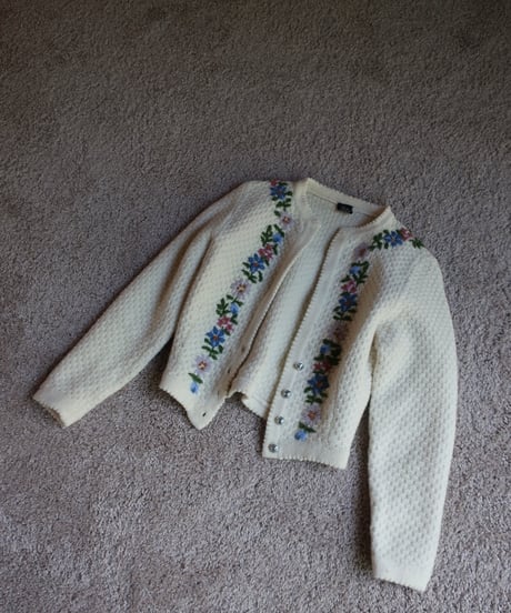 Austrian knitting flower embroidery cardigan 💐