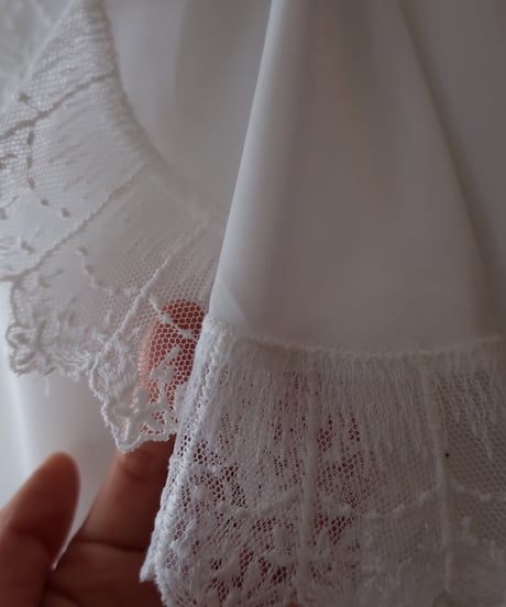 Frilly lace tie white shirt🕊️