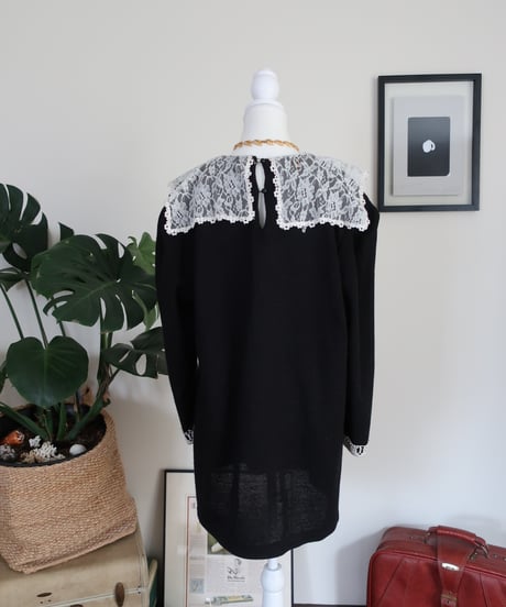 Square lace collar mini dress 𓆸