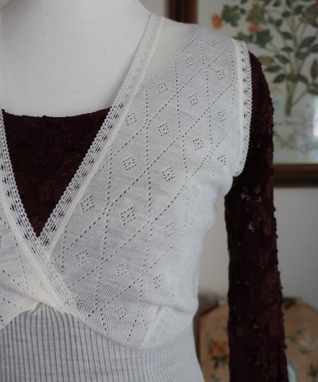 1960’s dead stock Ennepi Provera Italian Swiss sleeveless top🐑