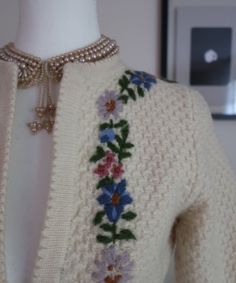 Austrian knitting flower embroidery cardigan 💐