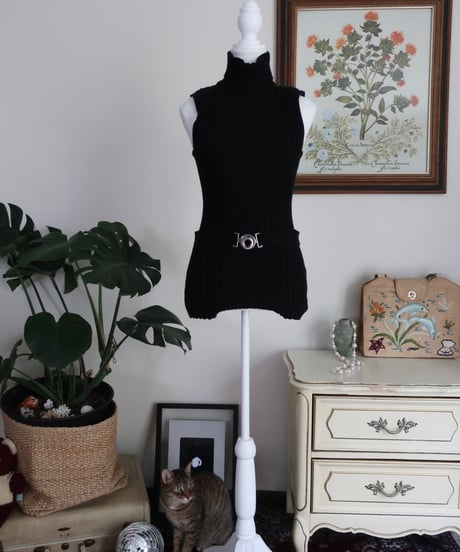 Black summer knitting sleeveless top🐦‍⬛
