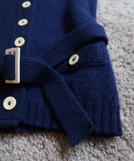 Pure Shetland Wool acrylic buttons sleeveless top🫐