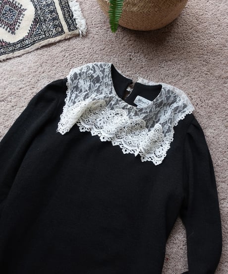 Square lace collar mini dress 𓆸