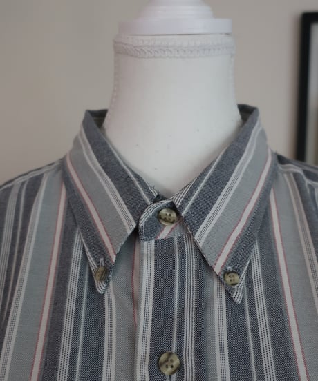 Striped large shirt🎪