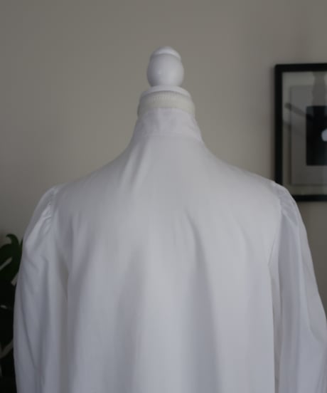 White lace tunic shirt 🕊️