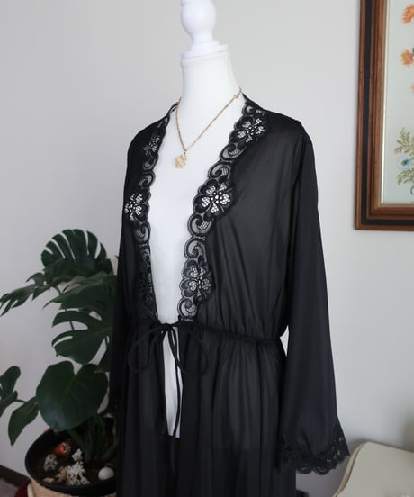 Black lace long robe🐦‍⬛🖤