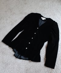 Black velvet peplum jacket 🐦‍⬛