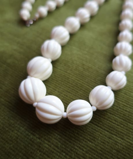 White beaded long necklace 🫧🧼　セット販売専用アイテム