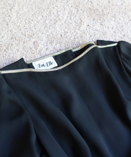 Chiffon gold piping mid dress 🌟UNION LABEL