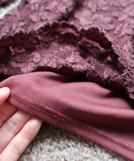 Chocolate brown lace top🧸