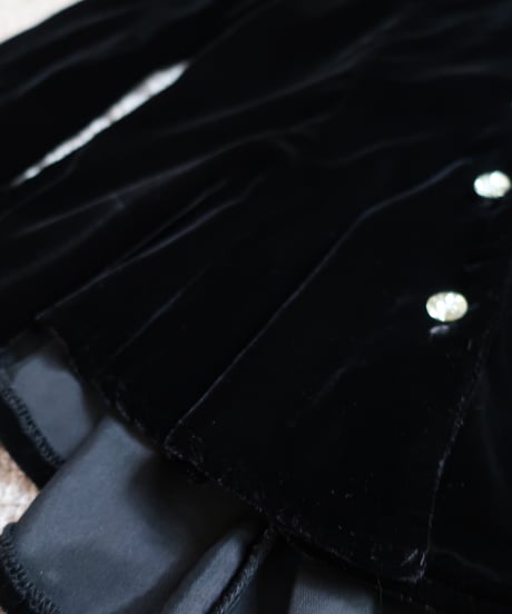 Black velvet peplum jacket 🐦‍⬛