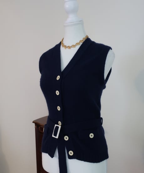 Pure Shetland Wool acrylic buttons sleeveless top🫐