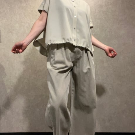 ブラウス