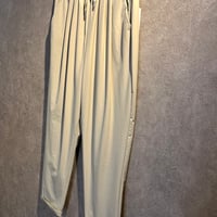 ストレッチパンツ
