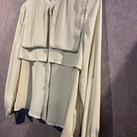 デザインブラウス