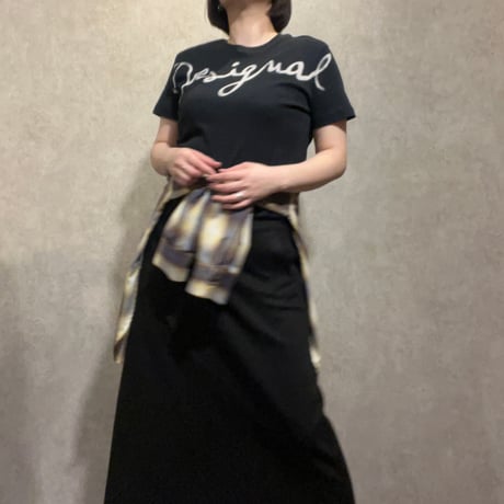 ロゴTシャツ