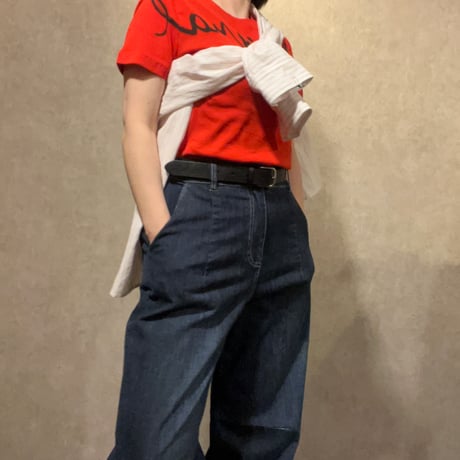 ロゴTシャツ