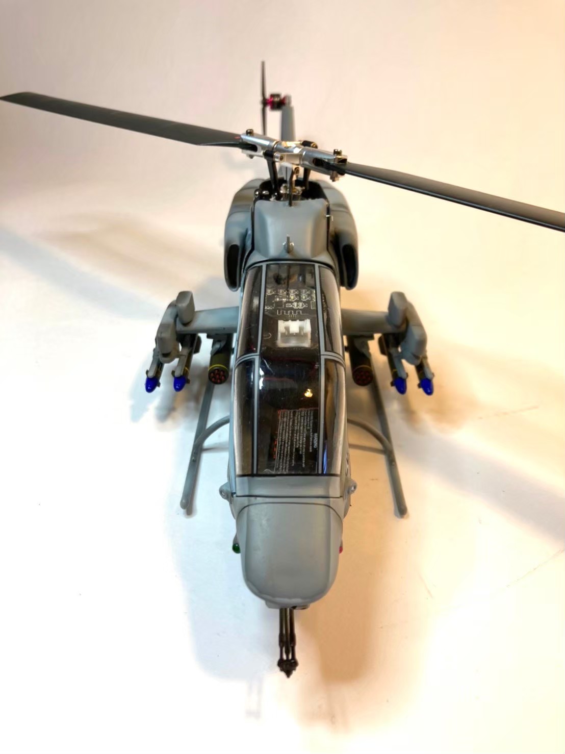 ラジコンヘリ　スーパーコブラAH-1　ROBAN700クラス　 4枚ヘッド仕様 ラジコンヘリ スーパーコブラAH-1 ROBAN700クラス 4枚ヘッド仕様