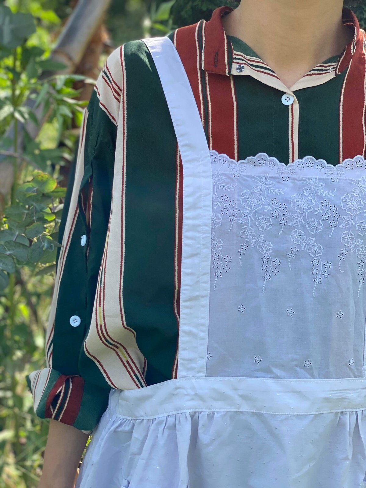 彼岸花染めのエプロン/限定1着 | チガヤ農作物店