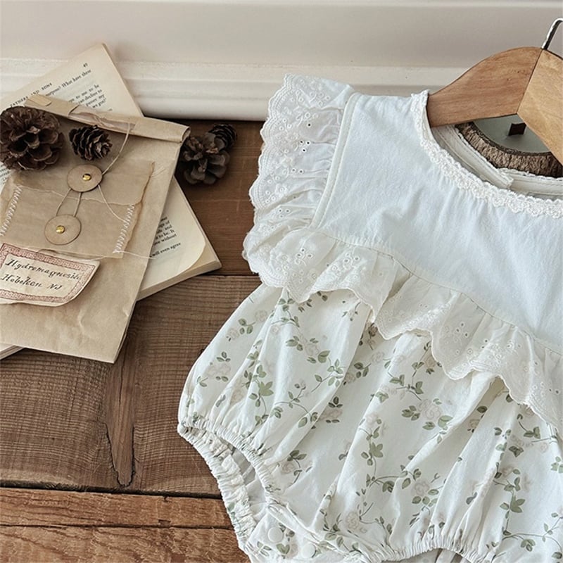 スクエア襟のはながらロンパース | totte・774・