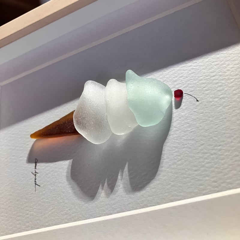 №626 アイスクリーム兎 シーグラスアートヒーリングアート