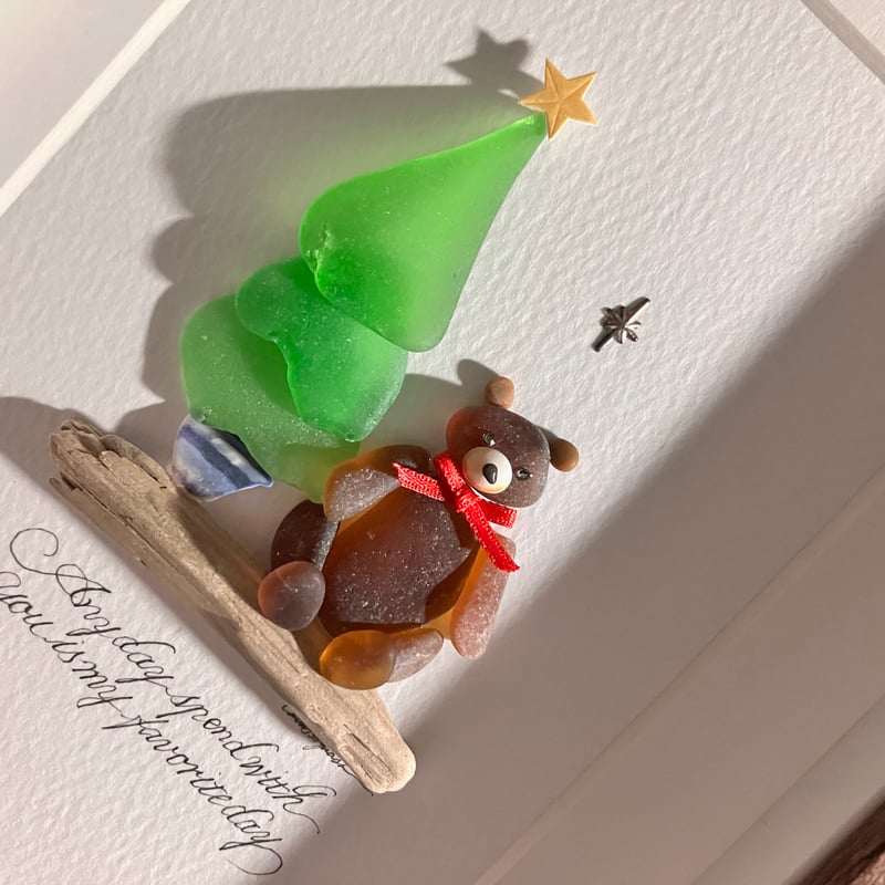 みときち　Xmasを祝うネコ　シーグラス／天然石／壁掛け／猫／クリスマス みときち様専用 Xmasを祝うネコ シーグラス／天然石／壁掛け／猫