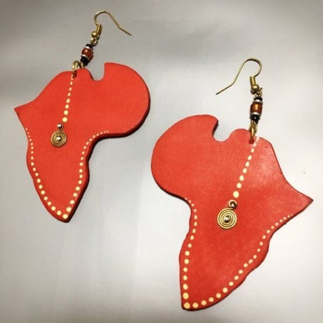 Made in Kenya　アフリカ　ケニア　ウッド　アフリカ大陸　ハンドメイド　ピアス　ウッドピアス　カラフル　木製