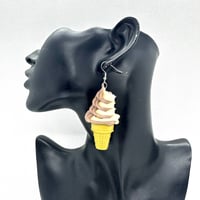 在庫処分SALE　ソフトクリーム　ピアス　ヒップホップ　90年代　90’s hiphop Bling Bling