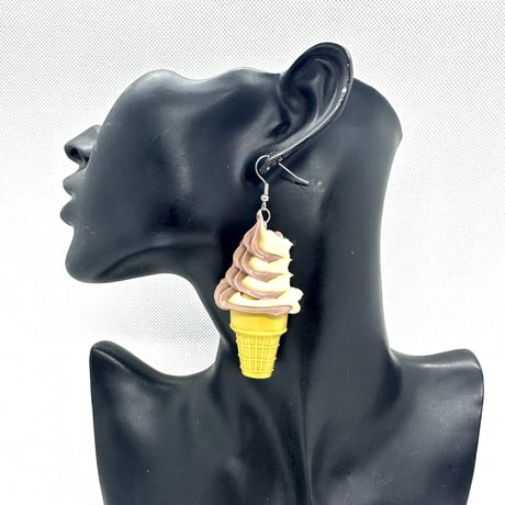 在庫処分SALE　ソフトクリーム　ピアス　ヒップホップ　90年代　90’s hiphop Bling Bling