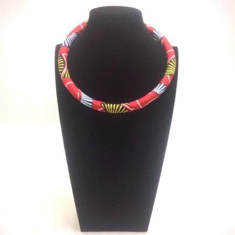 Made in Kenya　アフリカ　ケニア　アフリカ布　パーニュ　キテンゲ　アフリカンプリント布　ハンドメイド　ネックレス