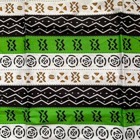 《商品説明をお読み下さい》アフリカ布　布　ハンドメイド　パーニュ　キテンゲ　アフリカンバティック　アフリカンプリント布　Mud print