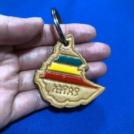 《Fair trade/売上10%を孤児院募金》エチオピア　アフリカ大陸　アムハラ語　レザー　キーホルダー　Africa Ethiopia Key Holder