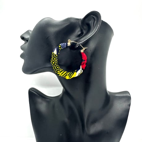 アフリカンプリント　アフリカンバンブーピアス　アフリカ布　ハンドメイド　バンブーピアス　hiphop african print