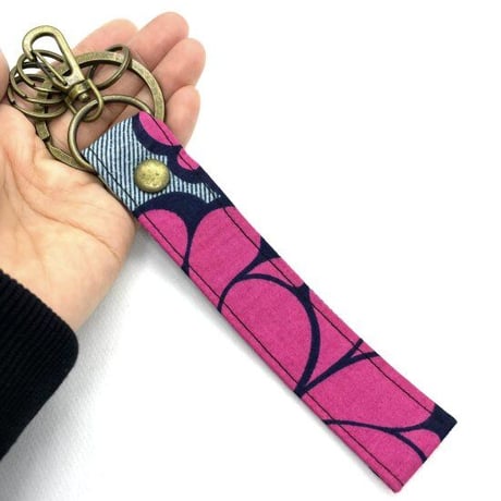 アフリカンプリント　アフリカ布　パーニュ　キテンゲ　ハンドメイド　キーホルダー　African print