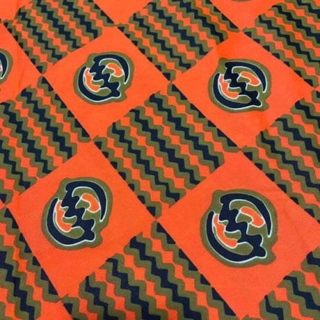 アフリカンプリント　アディンクラ　ガーナ　ジニャメ　紐 / ヘッドラップ付き　オレンジ　ミニスカート　African print Adinkra Gye nyame mini skirt