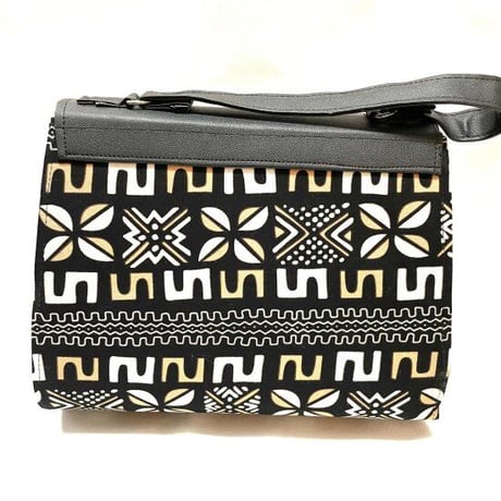 Made in Africa　アフリカンプリント　ハンドバッグ　パーニュ　キテンゲ　African print Mud print Hand bag