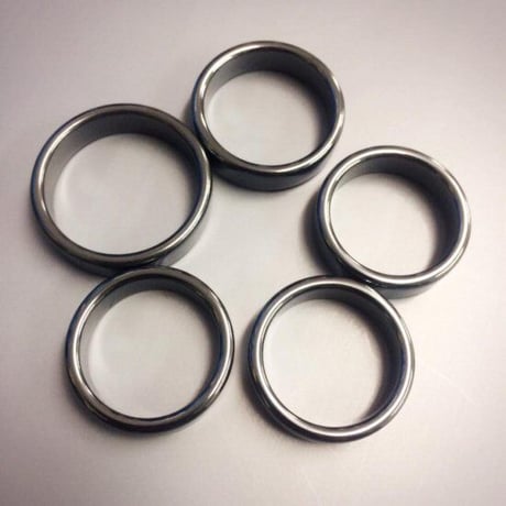 Made in Kenya　アフリカ　ケニア　ヘマタイト　天然石　パワーストーン　ハンドメイド　リング　指輪