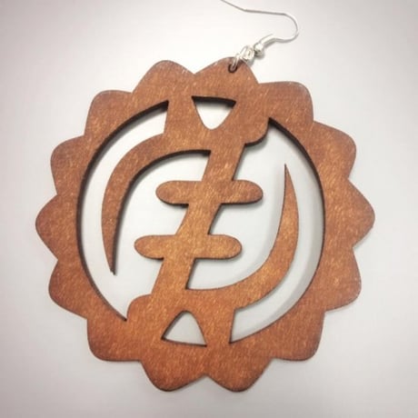 アフリカ　ガーナ　シンボル　アディンクラ　ジニャメ　ウッドピアス　Africa Ghana Adinkra Nyame Ye Ohene