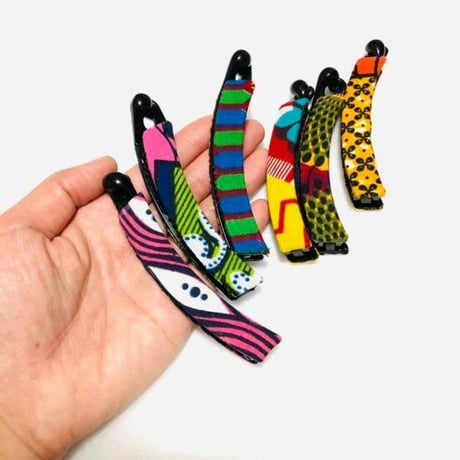 アフリカンプリント　アフリカ布　パーニュ　キテンゲ　ハンドメイド　バナナクリップ　African print