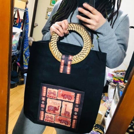 アフリカン　アニマルプリント　動物　ウッド　ハンドバッグ　Africa animals bag