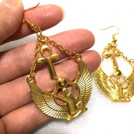 アフリカ　エジプト　Egypt　アンク　Ankh　イシス　Isis　ゴールド　ピアス