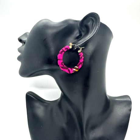 アフリカンプリント　アフリカンバンブーピアス　アフリカ布　ハンドメイド　バンブーピアス　hiphop african print