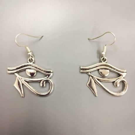 アフリカ　エジプト　Egypt　ホルス　ホルスの目　Horus　シルバー　ピアス　hiphop