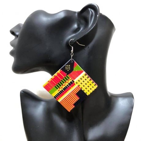 ケンテ　アフリカンプリント　木製　ウッドピアス　Africa Kente