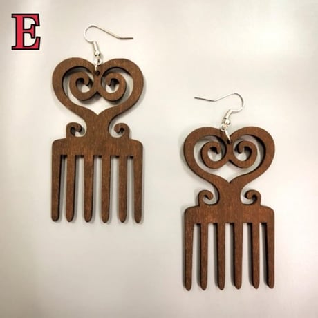 アフリカ　シンボル　アディンクラ　サンコファ　コーム　モチーフ　ウッドピアス　Africa Adinkra DWENNIMMEN Sankofa