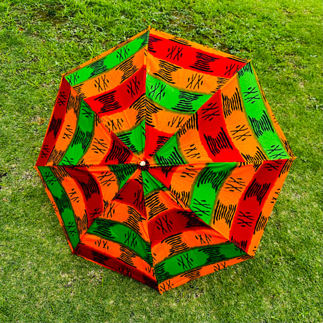 折り畳み　アフリカンプリント　ハンドメイド　折りたたみ　日傘　アフリカ布　パーニュ　キテンゲ　African print handmade sunshade