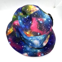 ≪委託商品≫KBETHOS　バケットハット　スペース　宇宙柄　フィテード　キャップ　FITTED　帽子